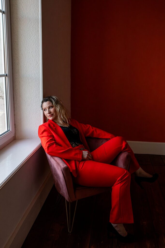 portrait femme souriante par benedicte hoff photographe